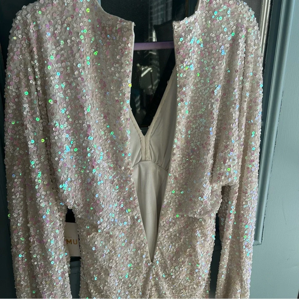NWT Show Me Your MuMu Kidman Mini Dress Long Sleeve Iridescent Sequin White M - Picture 8 of 14